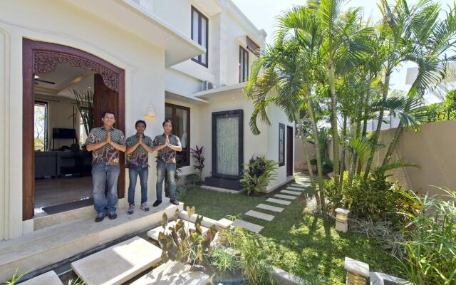 Casa de Balangan by Exotiq Villa Holidays
