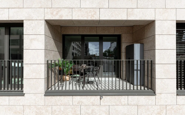 Comfy 1BR Apt w Balcony at Cloche dOr