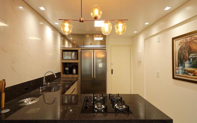 Excelente apto em condomínio frente mar - BX01I