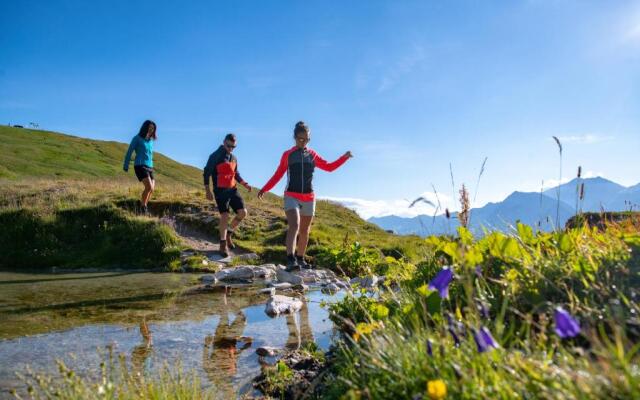 Chalet Bellecote - Capacity 28 to 34 people