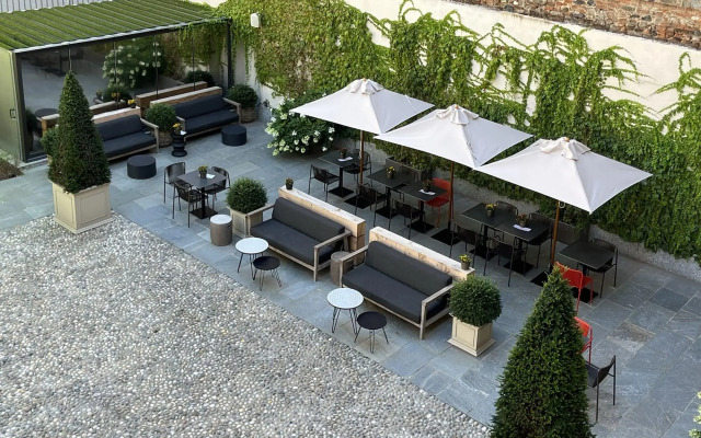 Opera 35 Boutique Hotel