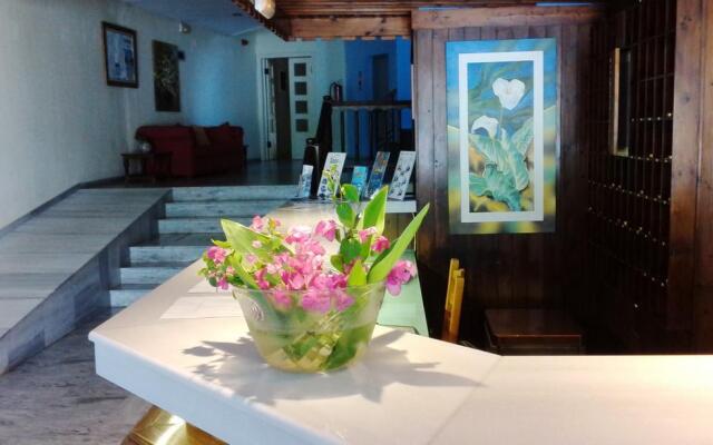 Theodorou Beach Hotel Apartments