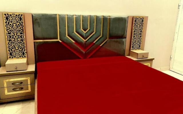 Hotel Oasis Inn l Guest House