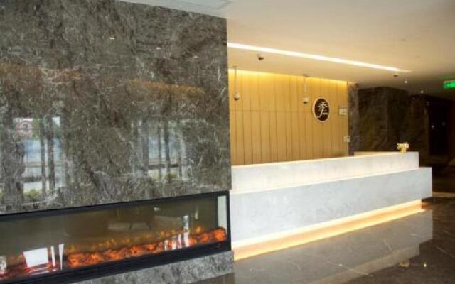 Ji Hotel Shanghai Jiuting Science and Technology City