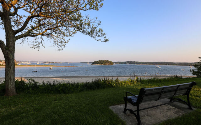 The Inn on Onset Bay