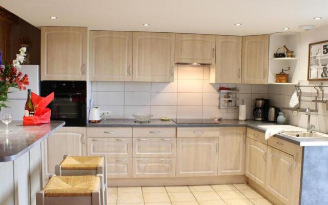 Gite Cindré, 5 pièces, 8 personnes - FR-1-489-256