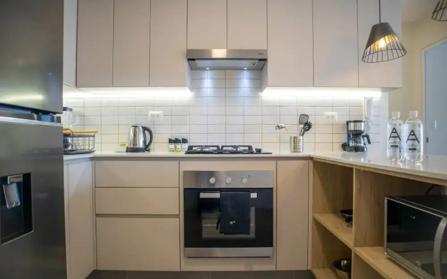 w Majestic 1BR w Modern Pool in Miraflores