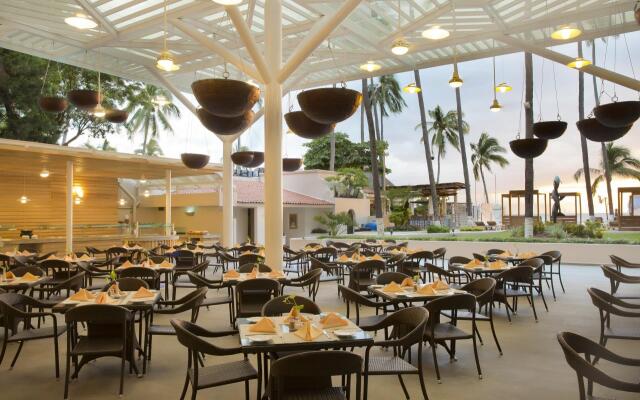 Crown Paradise Golden Puerto Vallarta All Inclusive