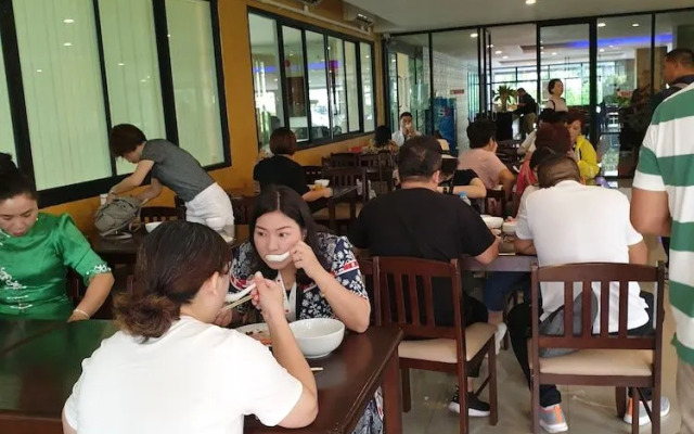 zZz Crest Chiang Mai