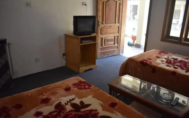 Hotel Shaheen
