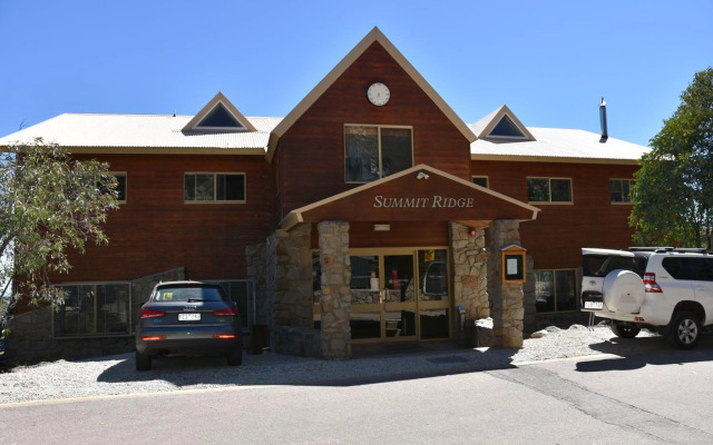 Summit Ridge Alpine Lodge
