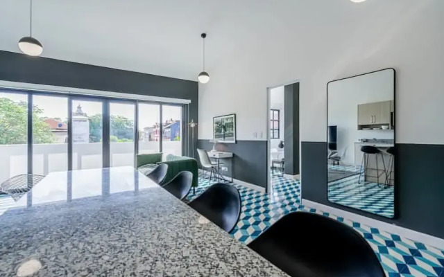 w Amazing 2BR in Santa Ana