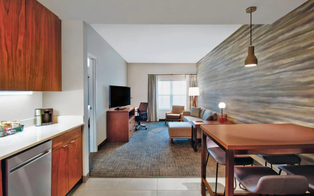 Residence Inn by Marriott Orlando Flamingo Crossing/Western Entrance