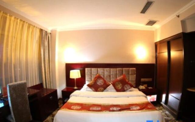 Ruijia Jinlong Hotel