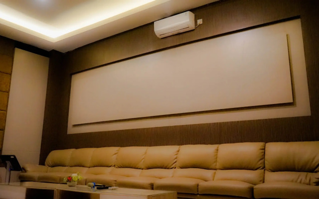 The Green Peak, ARTOTEL Curated