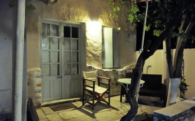 Hikers Room 1 Skiathos Town