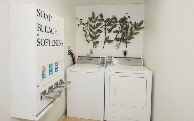 Red Roof Inn Binghamton North