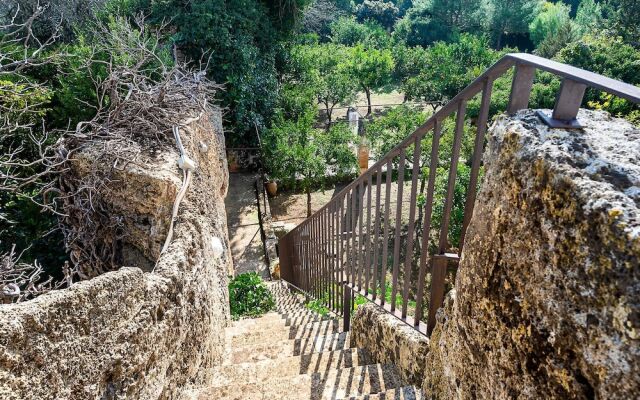 Quaint Holiday Home in Lecce Apulia near Town Center