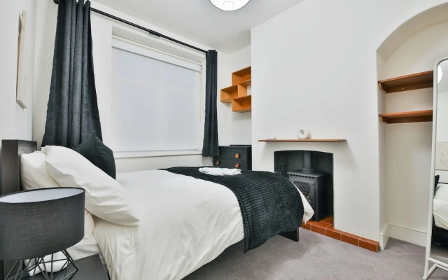 StayRight 3BR House in Pontcanna