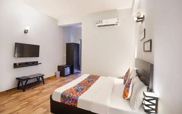 Fabhotel Vraj Inn