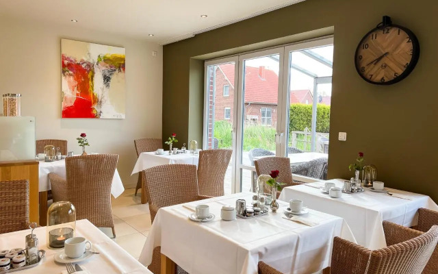 Greetsieler Grachtenhaus