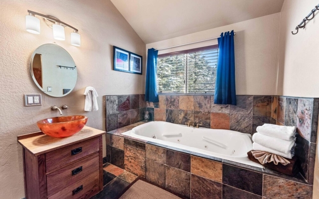 072 - Gourmet Getaway