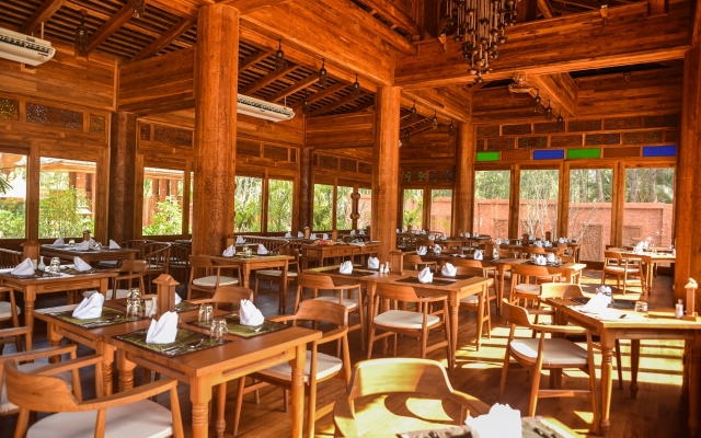 Resort Santhiya Phuket Natai Resort & Spa