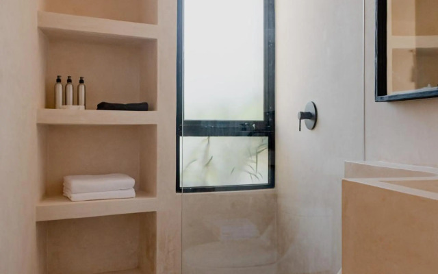 Round Luxury Villa Private Pool & Jungle rooftop 2B