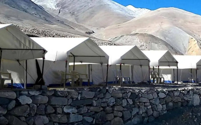 Camp BlueWaters - Pangong