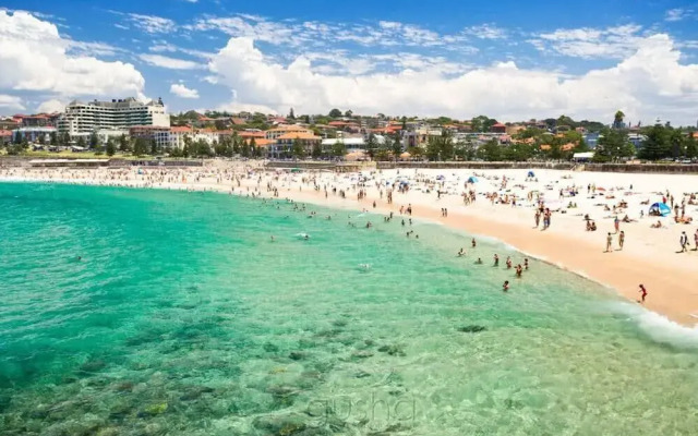 A Light Filled Contemporary Design Apartment