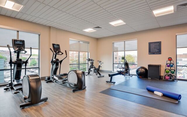 Hampton Inn Salem Boston