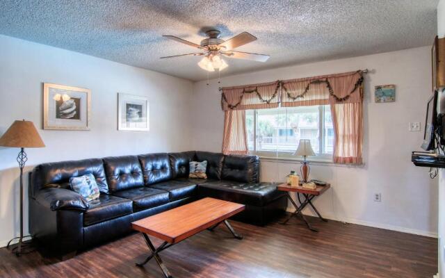 Courtyard #209 Condo