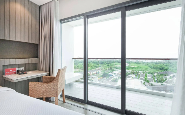 Zen Premium Patak Karon Beach