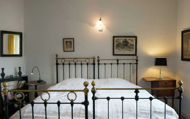 Vintage Castle in Jevoumont with Pool