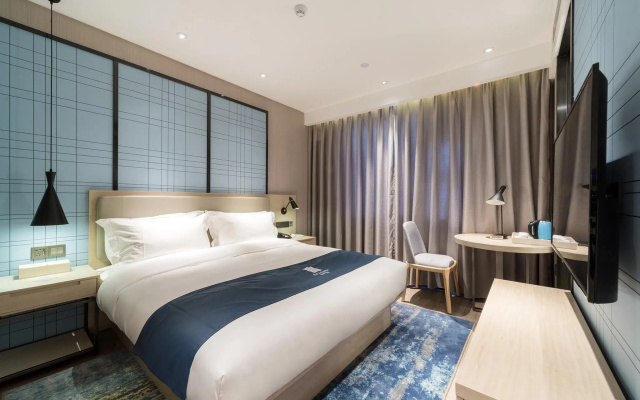 Echarm Hotel Yingshang Wuzhou Wanhui Square – Guest Rooms – Fuyang