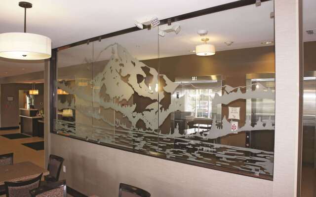 La Quinta Inn & Suites by Wyndham Bellingham