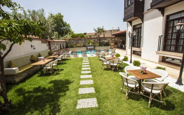 Livia Garden Hotel
