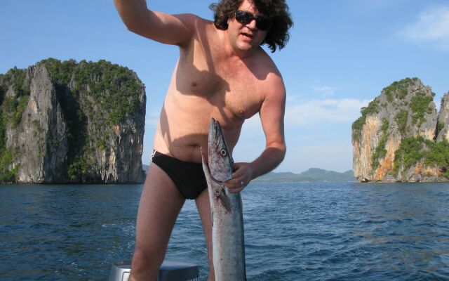 Melina's Beach Front Bungalow