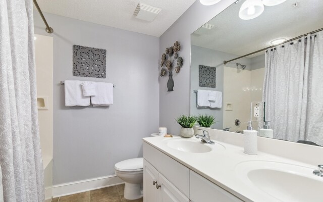 Majestic Beach Towers 2-2003