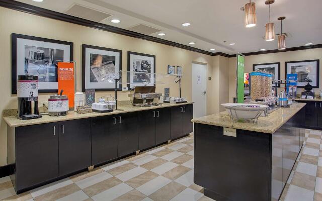 Hampton Inn Covington, GA