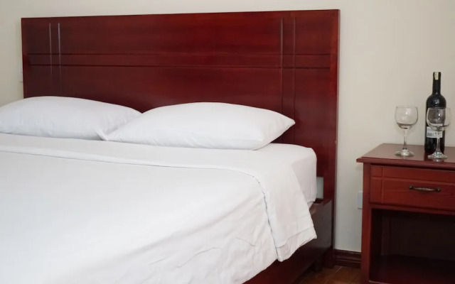 Hotel L&L