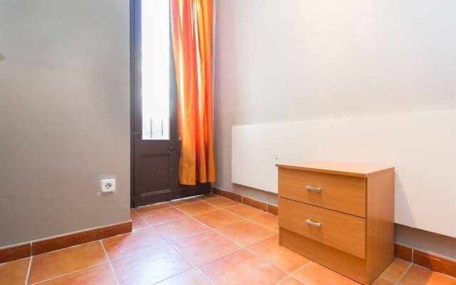 Apartments In Barcelona (AinB) Raval-Hospital