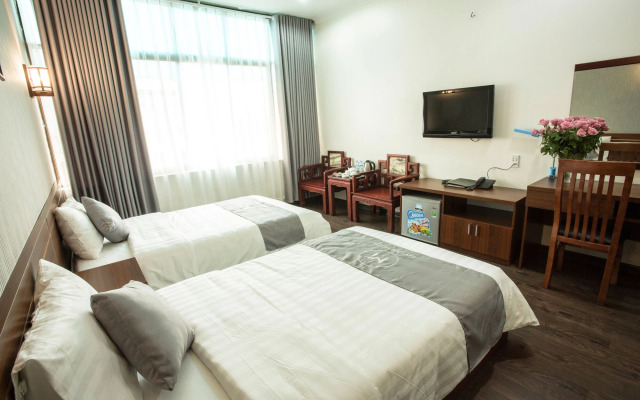 My Lan Hanoi Hotel