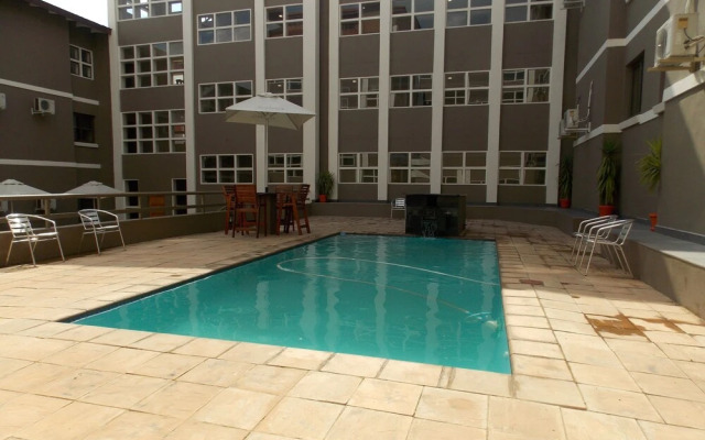 Sierra Square Hotel
