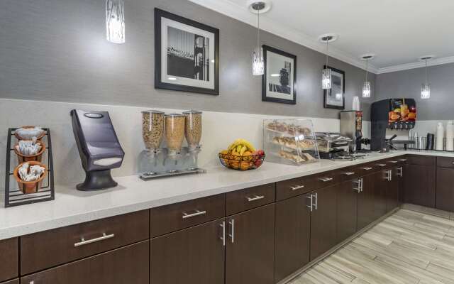 Best Western Plus Vineyard Inn