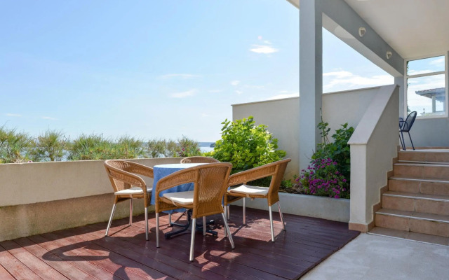 Punta Preko Apartments