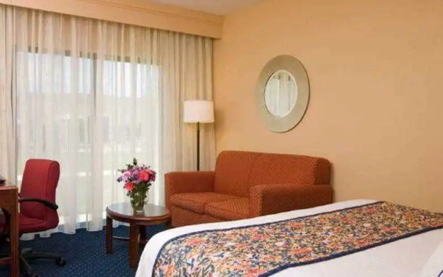 Courtyard Minneapolis-St. Paul Airport