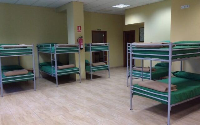 Albergue Los Caminantes de Arzua - Hostel