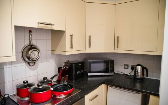 Stunning Modern Coventry City Apartment Free Wifi