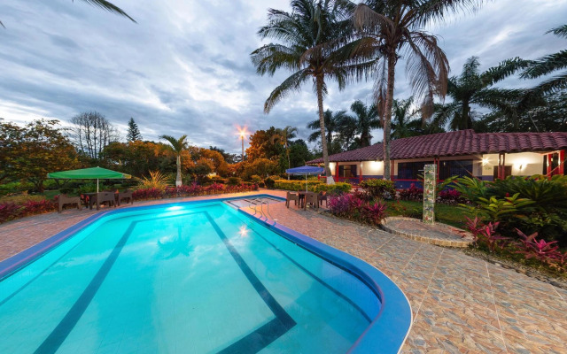 Hotel Campestre Tucanes